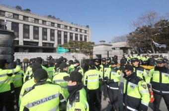경찰, 내일 서울 전역에 '갑호비상' 발령...경찰력 총동원