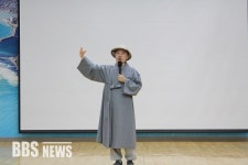 힐링 멘토 혜민스님 대구 온다...11일 성화사 특별법문