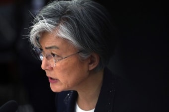 문 대통령, 강경화 임명 방침... 야당 강력 반발