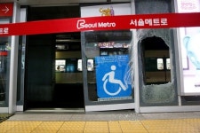 법원, 강남역 스크린도어 사고 서울메트로 무죄