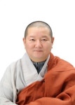 노래하는 도신스님 시인되다...월간 문예지 시 부문 당선