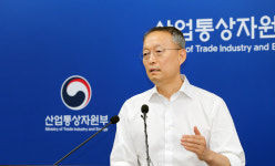 백운규 전력수급 등 모든 게 탈원전 때문이라니...안타깝다