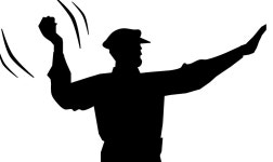 청주서 승용차 의경 치고 달아나…경찰 추적 중