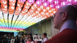 부산 안국선원 시원암, 이웃들과 함께하는 등불 밝혀