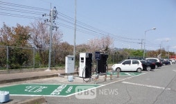 부산도시철도 주차장에서 전기차 충전