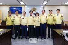 경북도의회 통합공항이전특별위원장에 홍정근 의원 선출