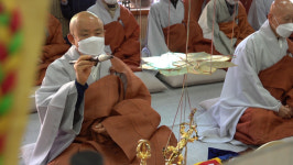 남북화합의 상징 해인사 목조희랑대사상 국보 지정, 12월까지 친견 특별전시