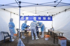 [코로나19]부산 진주국제기도원 방문자 3명 추가확진...총 25명 신규 확진
