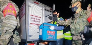 [코로나19] 백신 접종 하루 앞두고 이천 물류센터서 전국 배송 시작