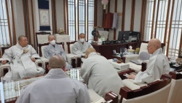 해인총림 방장 원각 대종사 승가교육기금 1천만원 전달