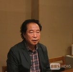 2년간 매일 새벽 찍은 연꽃으로 ... 이용하 첫 개인전