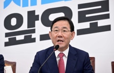 與 민주당과 언론 내통 vs 野 박진, 해임안 발의