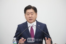 검찰, 오영훈 제주지사 선거법 위반 혐의 조사…吳 검찰 압박 납득 어려워