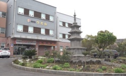 부처님 자비 전하는 정효원...최우수 노인요양 기관으로 우뚝