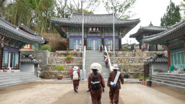 경남포교사단 포교원력 결집 2차 걷기 명상 순례...조계종 명상센터 추진에 뜻 모아