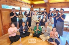국회기자불자회 창립 첫 사찰순례...전경련불자회 동참