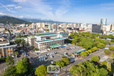 제주도민, 행정구역 개편...군의 동서분리한 4개 구역 가장 선호