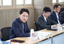 [포토뉴스]김윤상 조달청장, 경남지역 기업들과 간담회 개최