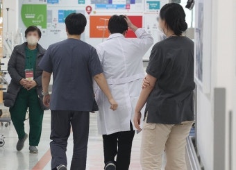한총리, 의사 집단행동 대응 중대본회의 주재…내일까지 복귀 호소