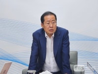 홍준표 행정통합 특별법안과 경북 북부 지원책 경북도에 전달