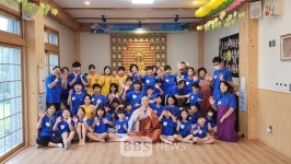 과자로 만다라를 만들어요...제주 천진암 어린이불교학교 성황