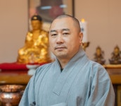 법천스님 2025 형산강연등문화축제, 산불 피해 주민 위로와 APEC 성공 기원의 장으로 마련