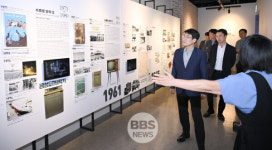 김정기 권한대행, 노사평화의 전당 시설 점검