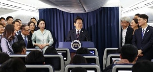 이 대통령, 캐나다 도착...G7 정상외교전 돌입