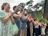 여의도동행봉사단 사찰 첫 플로깅...진관사를 더욱 청정하게