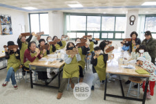 주말엔 가족과 전통 체험… 경북과학대, 지역민 맞춤형 프로그램 호응