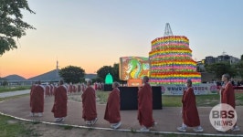 공주사암연, 봉축탑 점등...지혜의 등불로 세상을 환하게