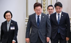 이 대통령, 카타르 전 군주 서거에 조전…강훈식 조문 특사 파견