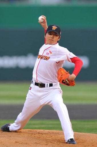 <종합>SK, 롯데 제압 ‘3연승’ 선두 굳히기… 삼성 4연패 탈출
