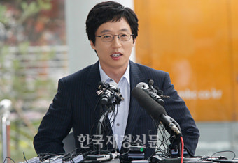 [포토] 유재석, 결혼식 축가로는 김종국이 불렀으면...