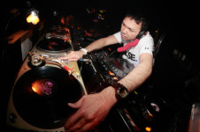 다이시댄스, “빅뱅과 꼭 같은 무대에 서보고 싶어”