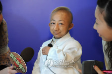 세계에서가장작은사람 허핑핑 키 1m 안돼, ‘좋아하는 음식은?’