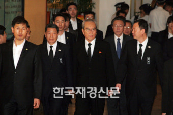 [JK포토] 김기남 노동당 비서 필두로 한 북측조문단