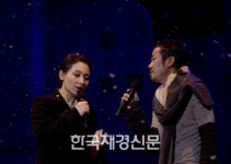 정엽 ‘시월에눈내리는마을에’서 감성으로 관객들 마음 녹여!