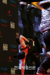 [JK포토] 청림, 2009MAMA 레드카펫서 세븐 춤 선보여