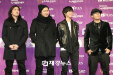 에픽하이, 미국 아이튠즈 힙합차트 1위 차지 ‘감격’