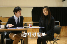  등 연극계도 봄의 향연~
