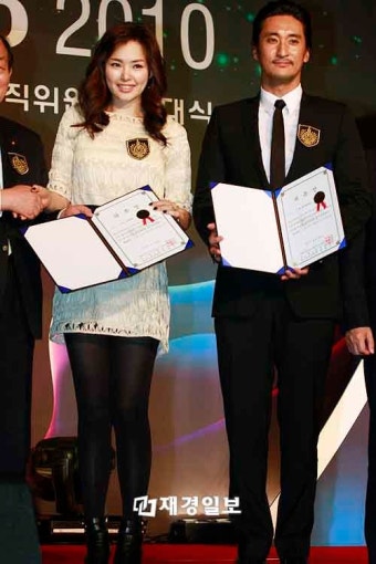[JK포토] '더 바이블 엑스포 2010' 홍보대사 위촉된 이하늬-신현준