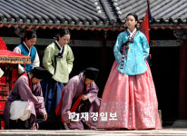 동이 한효주, ‘숙종 보호 아래’ 승은상궁 등극