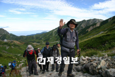 크라운 제과 , 동북아시아 No.1 노린다