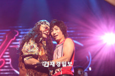 [재경리뷰] 뮤지컬 <락오브에이지>락과 함께 열광하다!