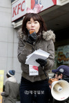 [JK 포토]‘사랑나눔 바자회’ 홍보를 위해 직접나선 안선영