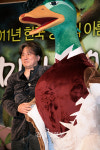 [JK 포토]영화 마당을 나온 암탉 나그네 역 최민식, 카리스마 물씬~