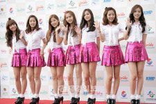 [JK포토]톡톡 튀는 막내 에이핑크 한류드림콘서트 즐기러 왔어요~