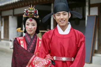 '인수대비' 함은정-백성현'전통혼례 장면 전격공개··