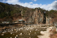 단양팔경 방곡도예촌 온달동굴등 볼거리 풍부